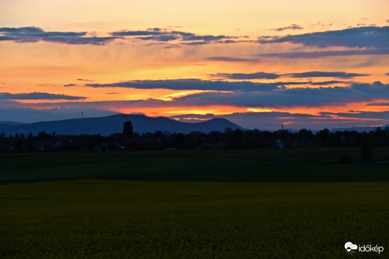 Cinkotáról nézve.