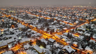 Sashalom hóesésben