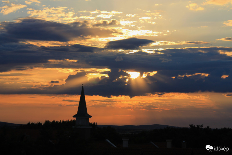 Július beköszöntött