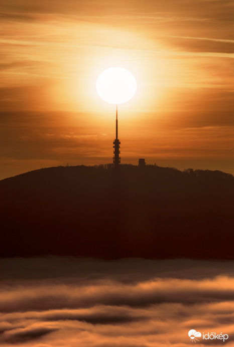 Napkorong az ország csúcsán...
