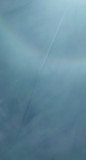 Halo, kondenzcsík és árnyék