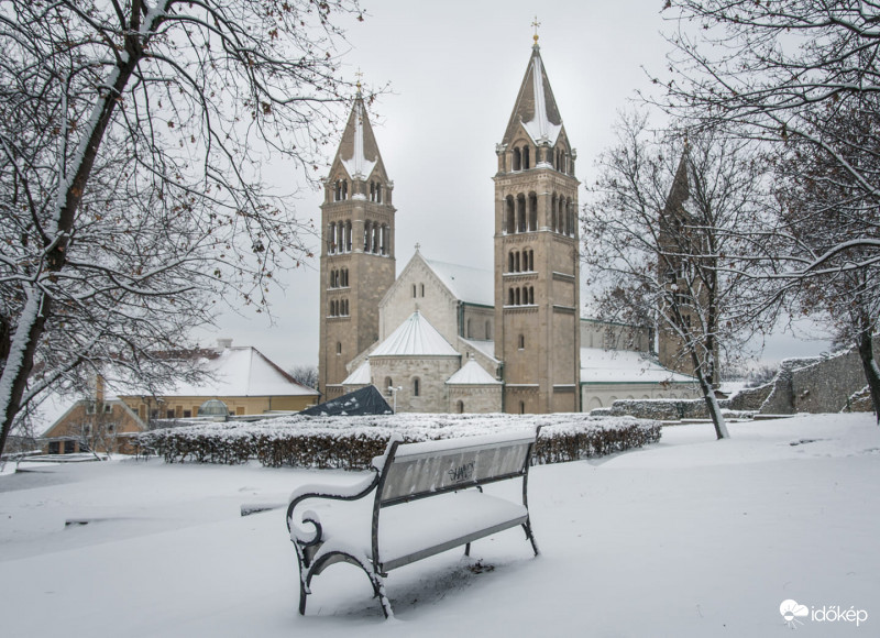 Reggeli Székesegyház