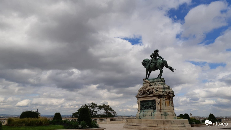 Savoyai Jenő herceg lovasszobra