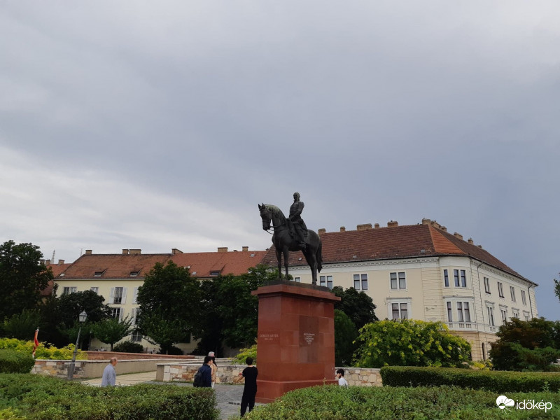 Budapest I. kerület, Görgei Artúr lovasszobra