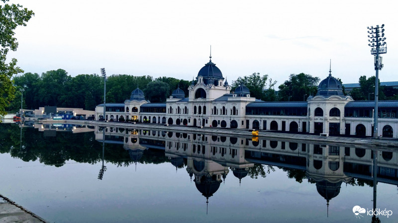 Széchenyi Fürdő