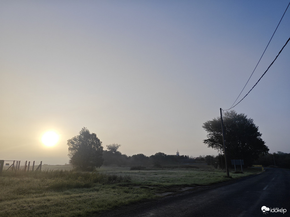 Tüskevár