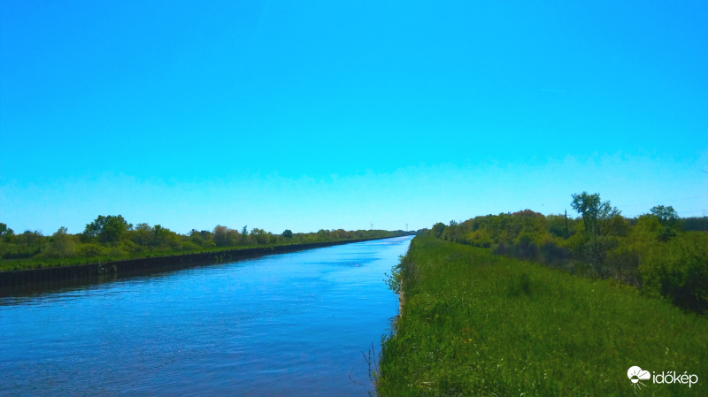 Szél-, víz- és napenergia találkozása