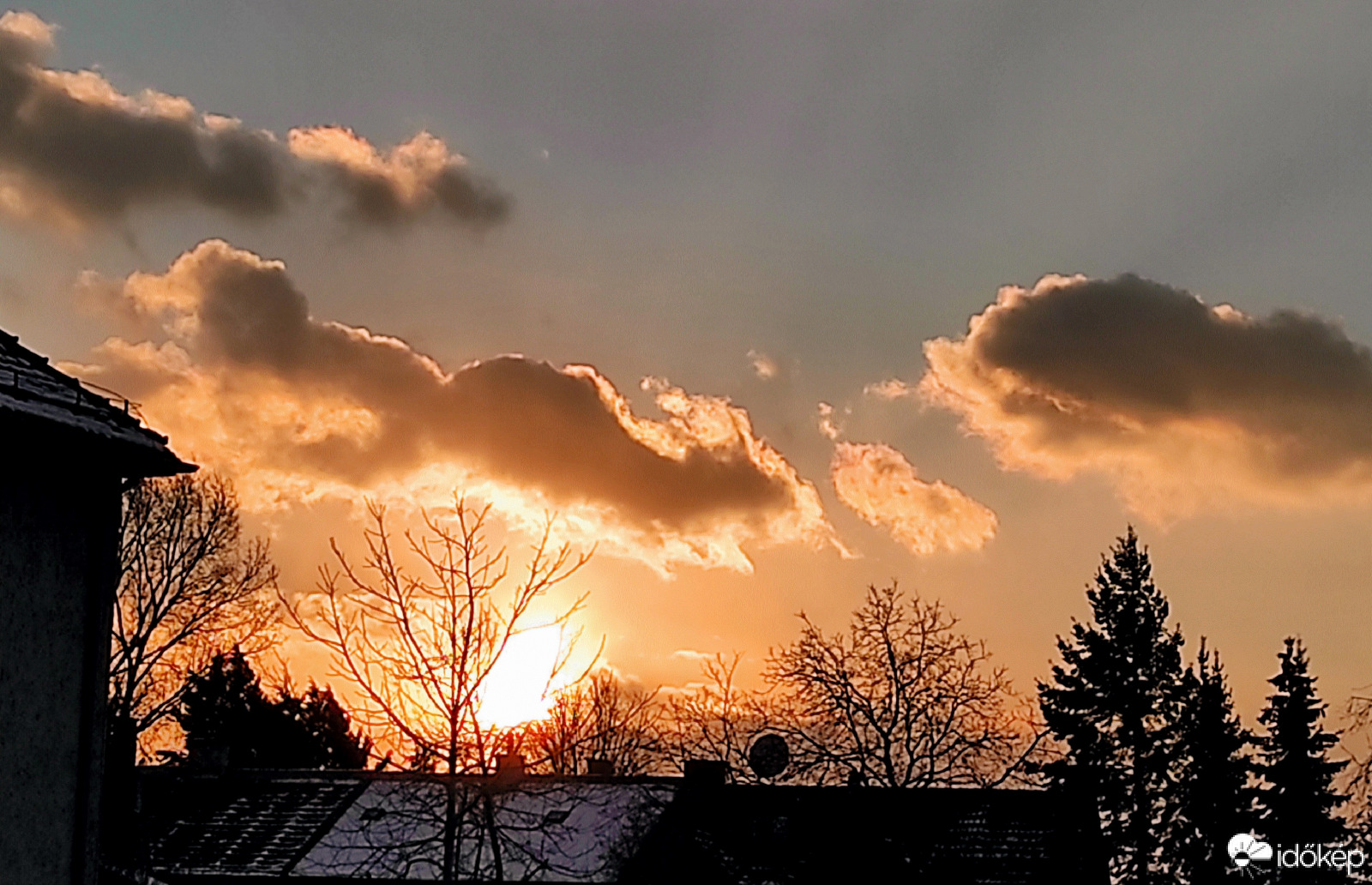 Két hózápor között