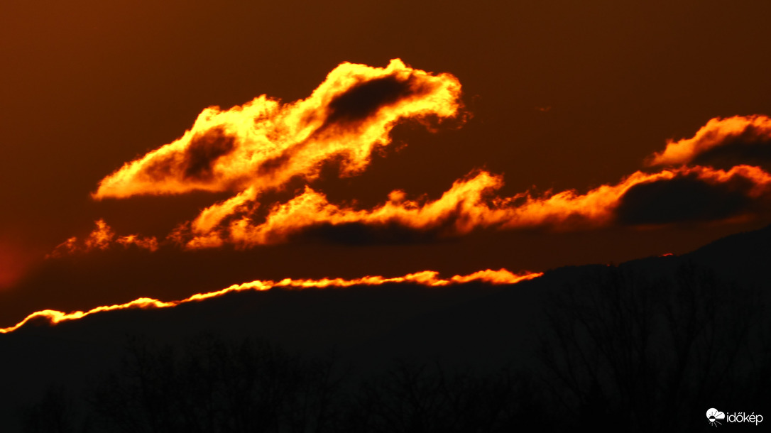 Felhőportré - naplementében