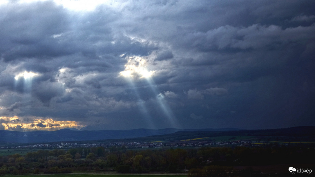A kis benéző