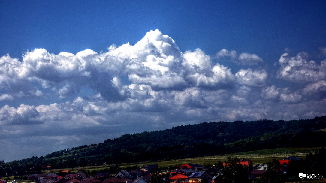 Az "Istenszéke" felhői