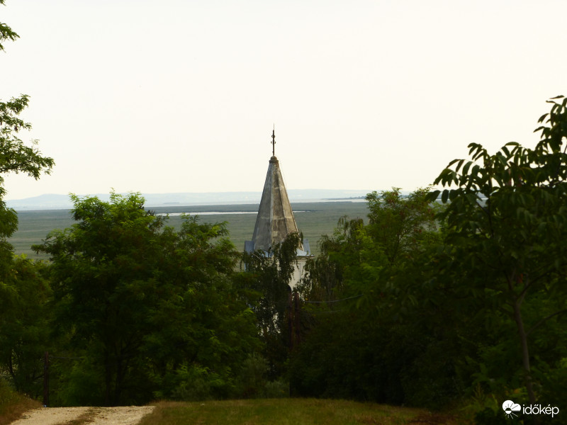 Távlatok