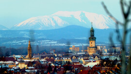 Soproni látkép a "Hóhegy"-el (Schneeberg/A)