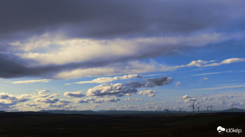 Az Alpok és felhői