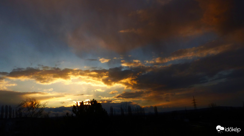 Ördög veri feleségét