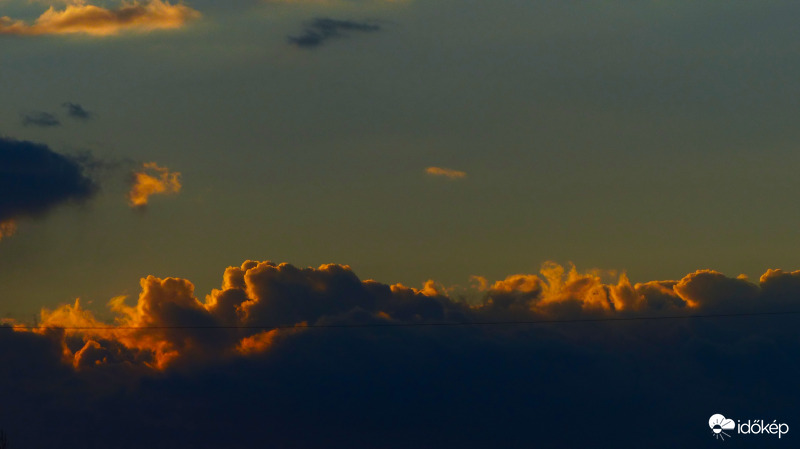 Naplemente habfürdője 