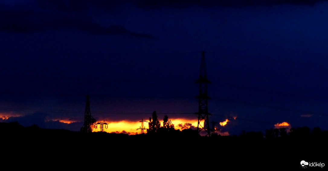 Szélesvásznú esti mozi ...