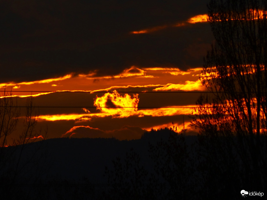 Felhőkorona - koronás felhő