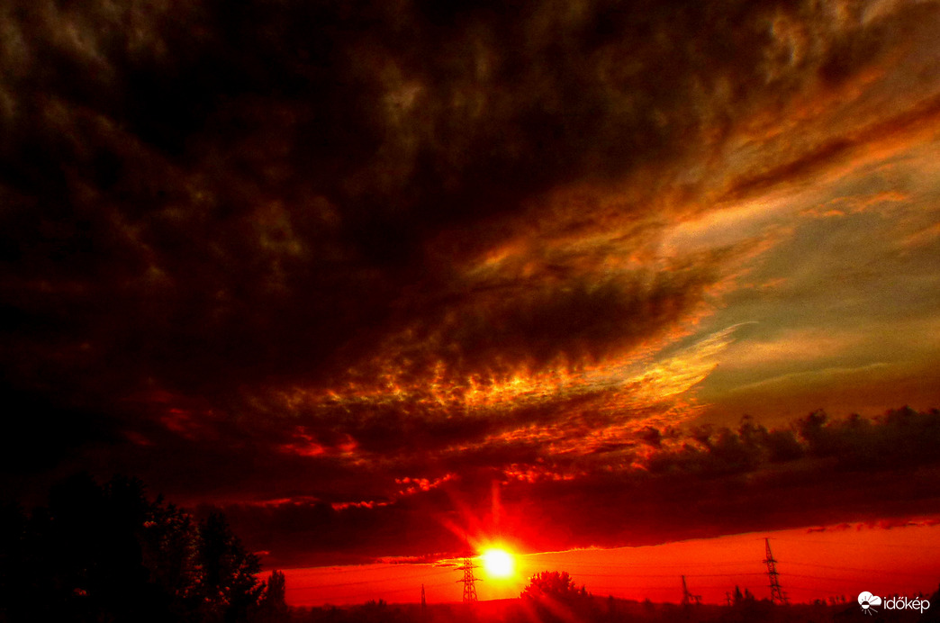 Naplemente baldahinja