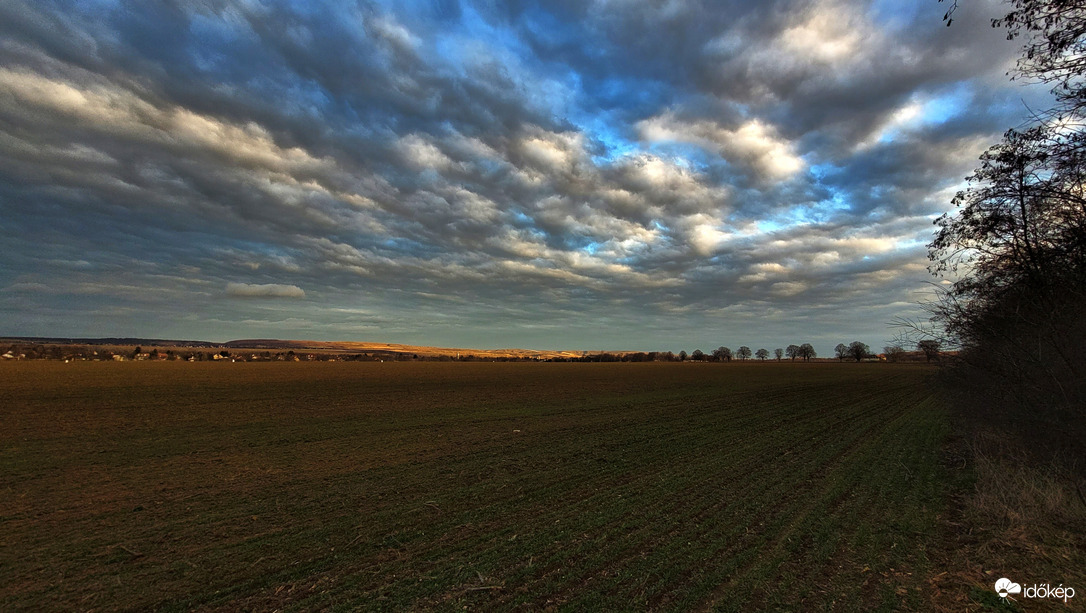 Őszödi b̶e̶s̶z̶é̶d̶ tájkép, lemenő napkor