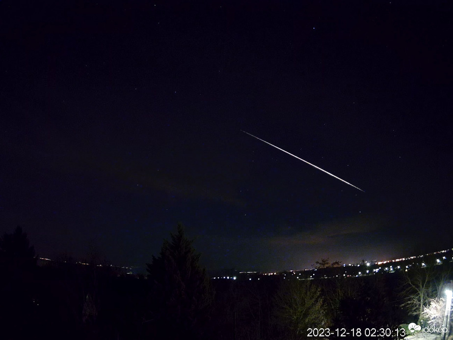 7 másodperces meteor nyomvonala