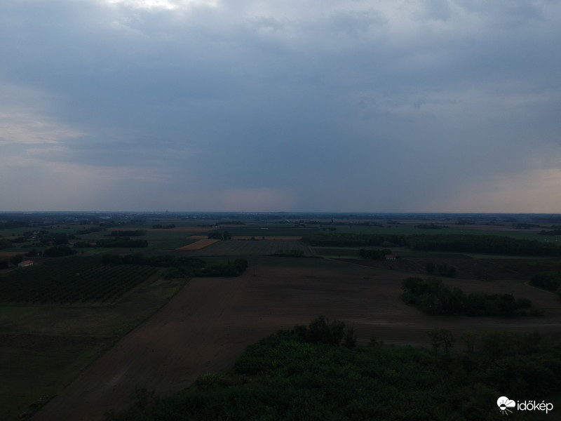 Felhőszakadás Kecskeméten. 