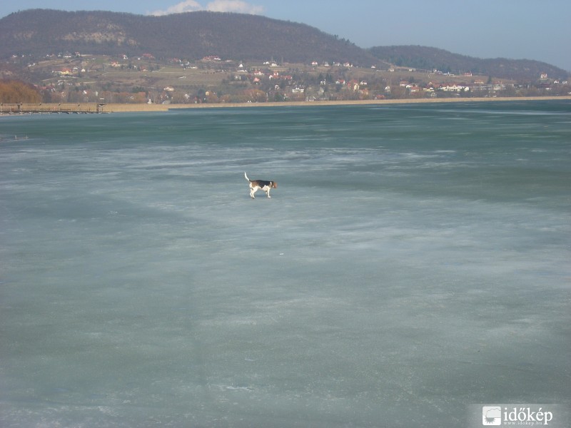 Még egyben a Balaton jege 2010. 02. 25