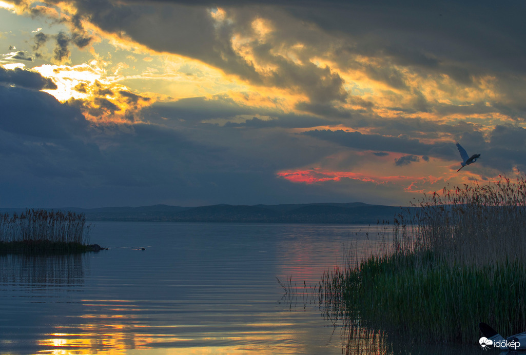 Siófok- Tavaszi csendélet záporok után.