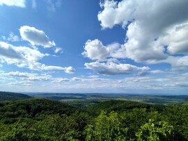 Kilátás a Buzgó-kőről