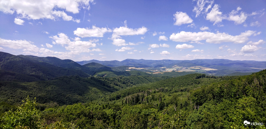 Sugói-szikla panoráma 