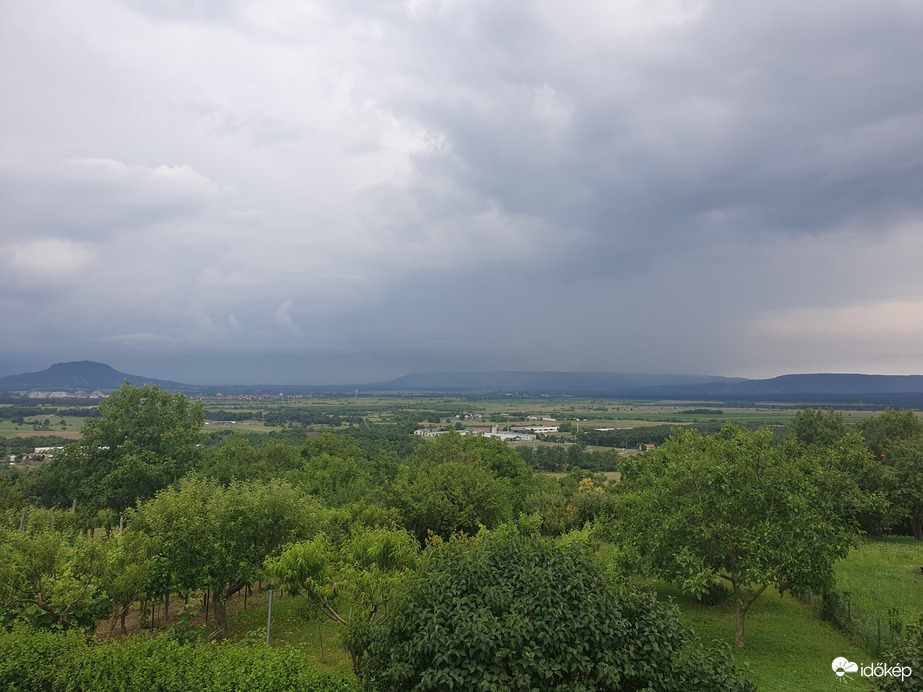 Zalahaláp
