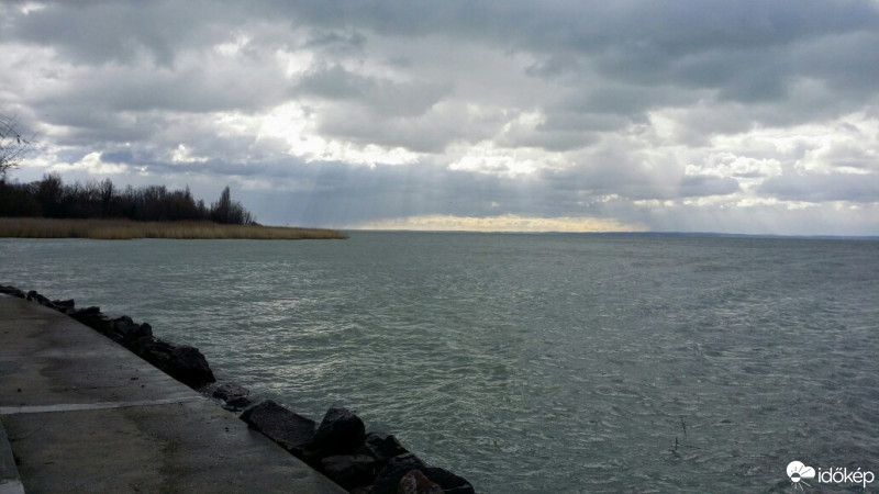 Balatonfűzfő