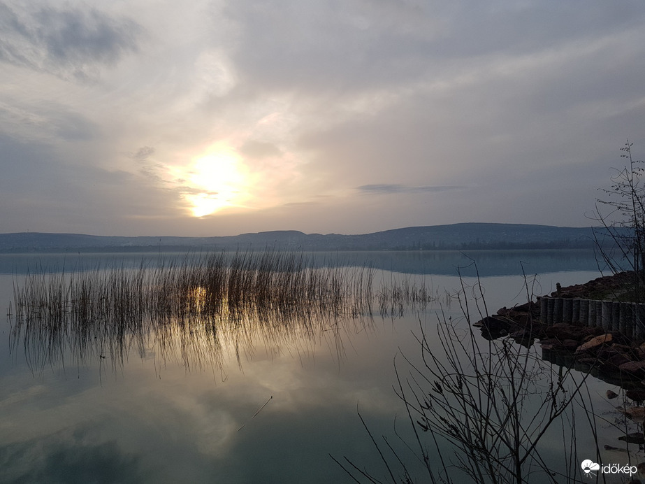 Balatonfűzfő