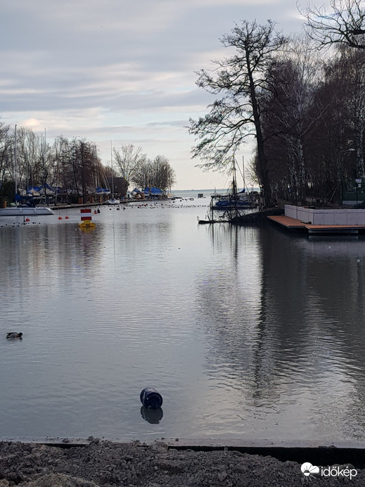 Balatonfűzfő