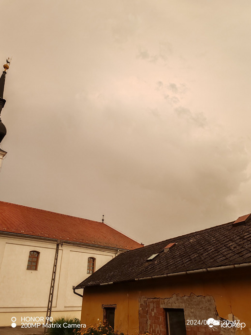 Izsák