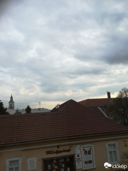 Gyöngyös
