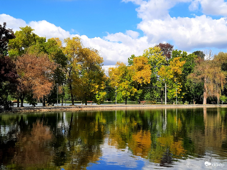 Beköszöntött az ősz Abaligetre