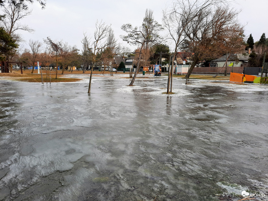 Jeges csodavilág Balatonfenyvesen