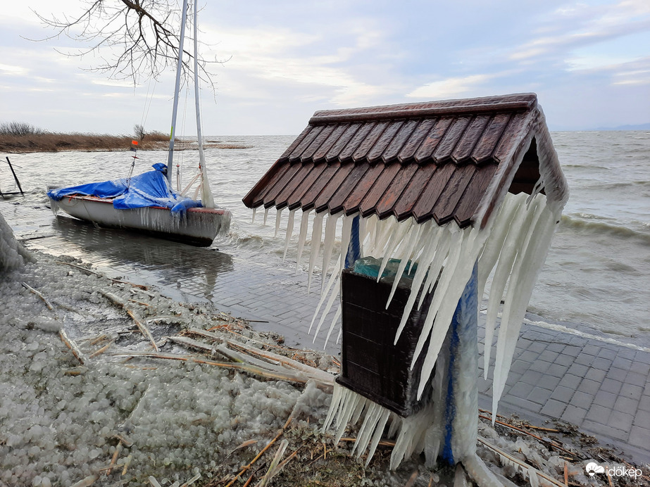 Jégbe zárt világ Fonyódon