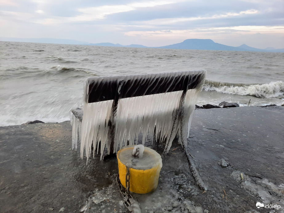 Jégbe zárt világ Fonyódon