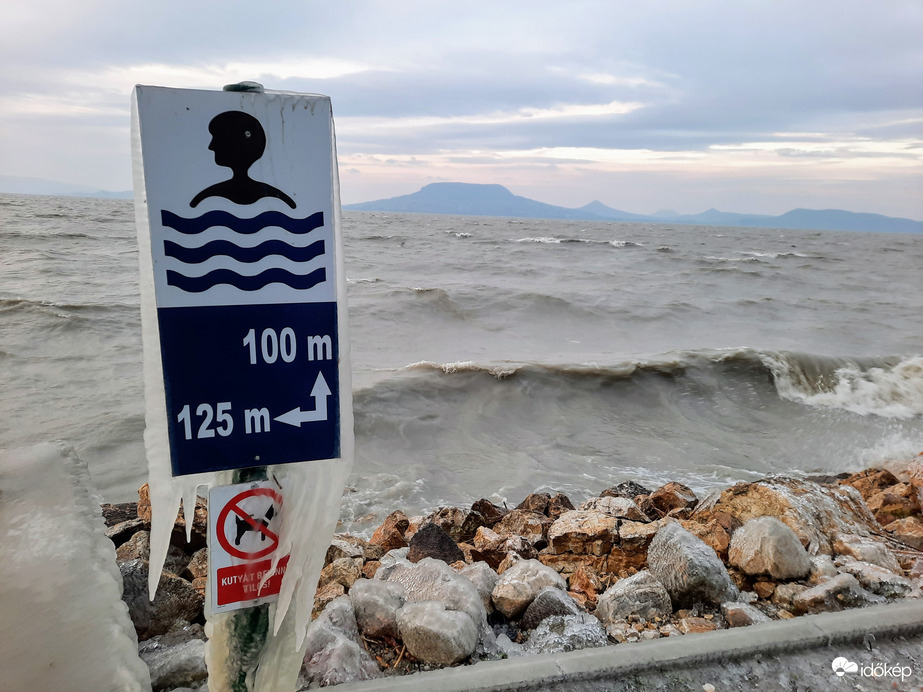 Jégbe zárt világ Fonyódon