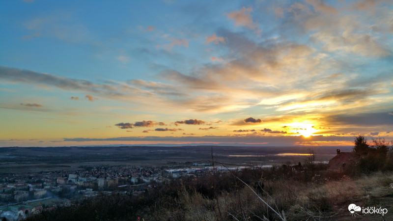 Naplemente Pécs-Makárhegy
