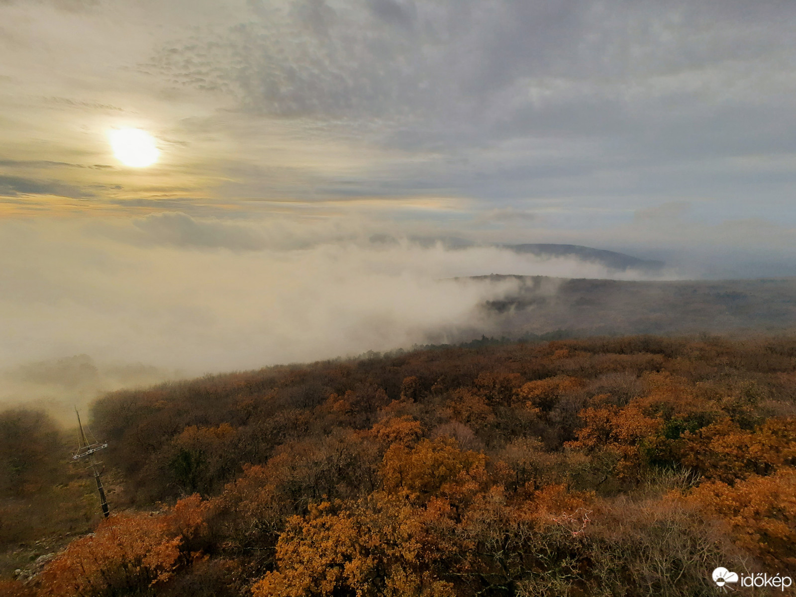 Ködpaplan a Mecsekből