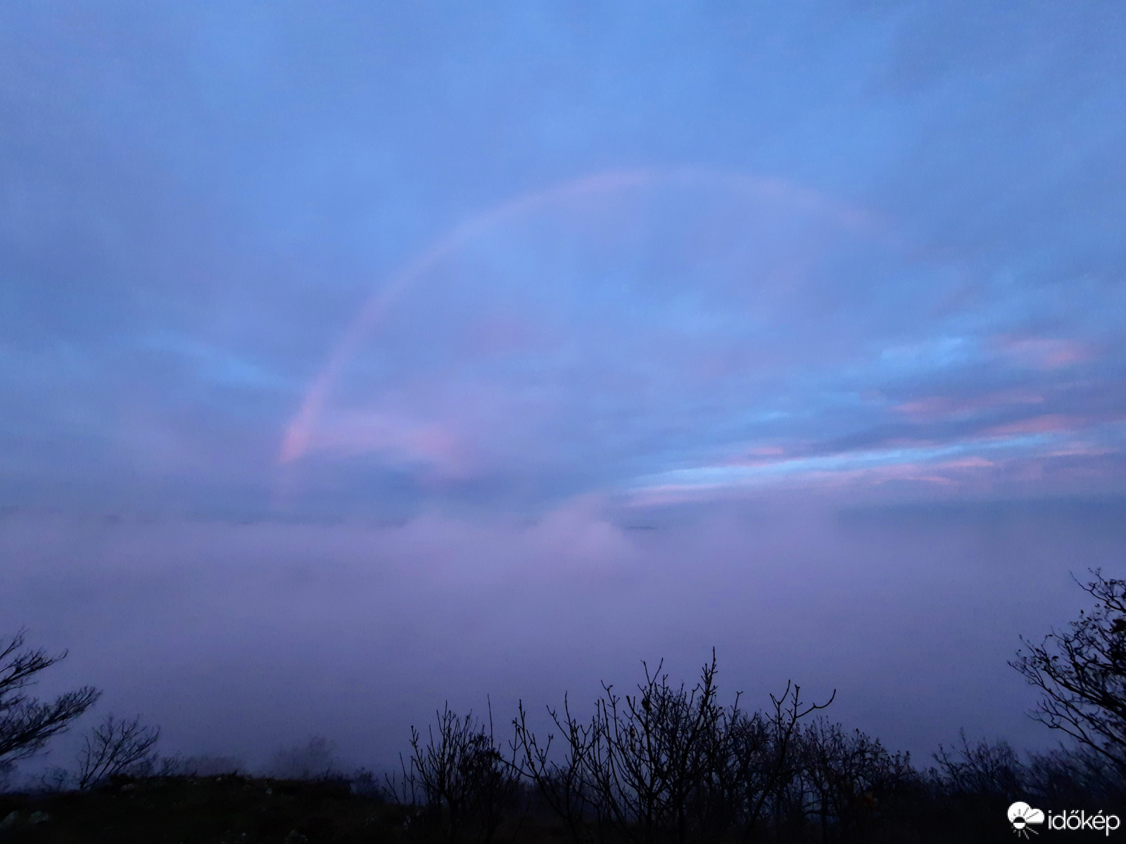 Szivárvány és ködpaplan 