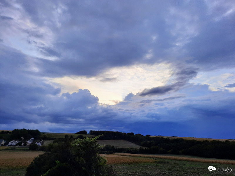 Érkező esőfelhők