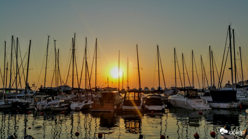 Naplemente a szlovén tengernél