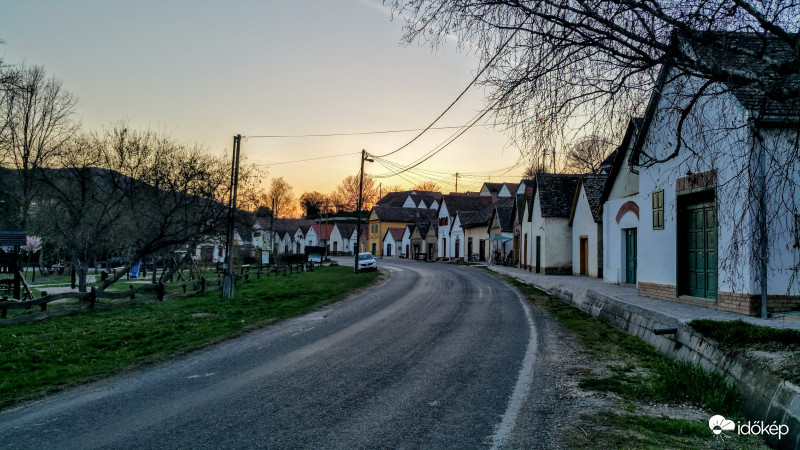 Naplemente Villánykövesden