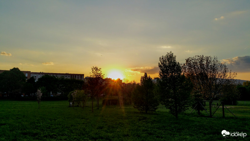 Pécsi naplemente
